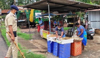 Cops crack down on sausage biz in Margao old market
