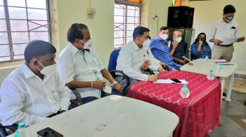 Sawant takes stock of cyclone relief work, Covid situation in Canacona