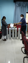 Pednekar Jewellers donate oxygen cylinders and PPE kits under CSR
