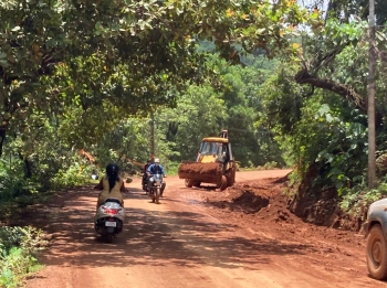 Usgaon-Ganje road turns into death trap after rains