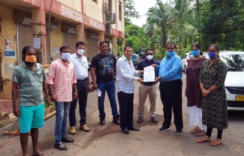 Sancoale VP hands over 10 toilets to Sulabh