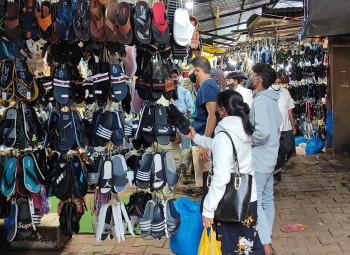 Curbs eased, Margao municipal markets reopen to good business