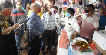 MMC chief, Kamat take stock of issues plaguing New Market