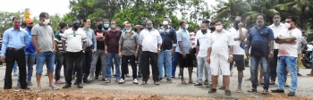Salcete villagers pledge support to Navelkars in fight against goondagiri sans politicos’ help