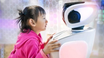 Can robots make good friends?