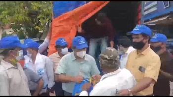 AAP gives free ration kits to pilots, rickshaw & taxi drivers at Mapusa