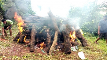 Tension over cremation of body in Mandrem