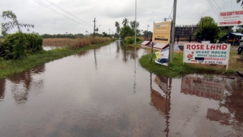 Heavy rainfall leaves Merces road submerged