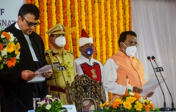New Governor takes oath; says mining, Mhadei focus areas
