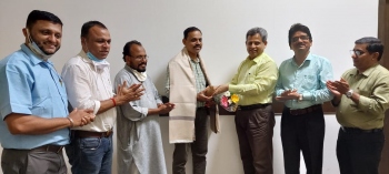 Munankar conferred Patrakar Mitr award