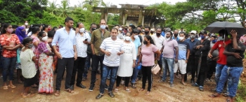 Benaulikars demand completion of bridge project