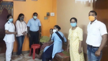 Bicholim CHC begins vaccination for bedridden, 8 get jab