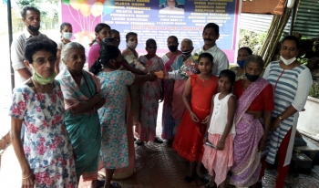 MGNREGA workers fete panch for helping them get jobs