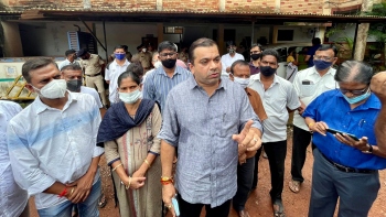 Unfortunate doctors had to march to police station to seek justice: MLA
