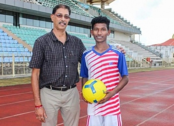 Chandrakant wins SAG football juggling contest