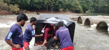 5 rescued from jeep stuck near Dudhsagar