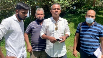 RG activists barred from Sarkar Tumchya Daari event, detained at Canacona PS