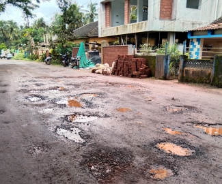 Internal roads in bad shape at Porvorim