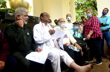 Activists stage dharna, want Sr Citizen’s Act implemented
