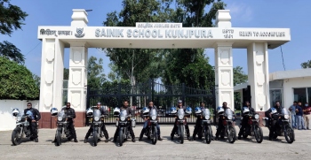 Swarnim Vijay Abhiyan motorcycle expedition reaches New Delhi