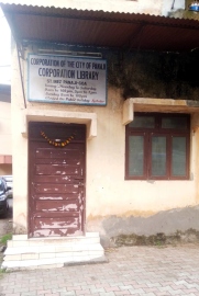 Growing demands to reopen St Inez muncipal library