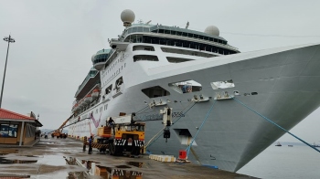 After a brief gap, MV Cordelia arrives with 1,105 passengers