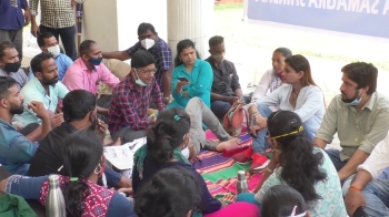 AAP leaders meet striking teachers, support demand for regularisation