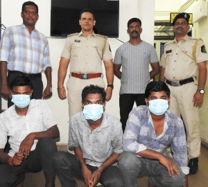 Mobile theft gang busted