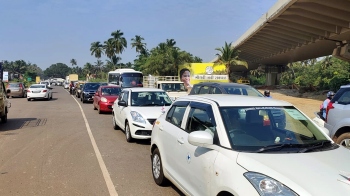 Motorists fume over traffic jams along Agassaim-Cortalim route