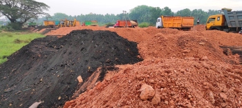 Mungul locals protest over land filling along Seraulim-Mungul bypass stretch