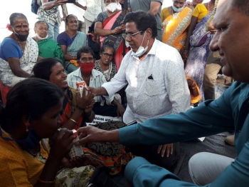 GMC kiosk owners, vendors suspend chain hunger strike