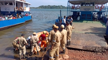 Crew member drowns while on ferry repairs at Cortalim