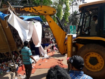 Dismantling of fair stalls begins after Old Goa panchayat action