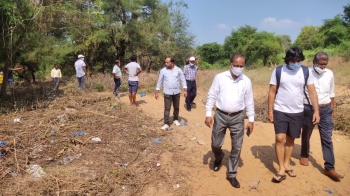 GCZMA, VP inspect vegetation destruction at Calangute beach