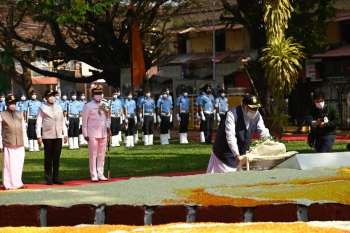 PM pays homage at Martyrs Memorial