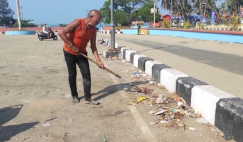 Meet the Mumbai man who cleans Colva beach square