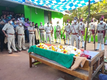 Govt announces Rs 1 cr ex-gratia to kin of cops killed in road accident
