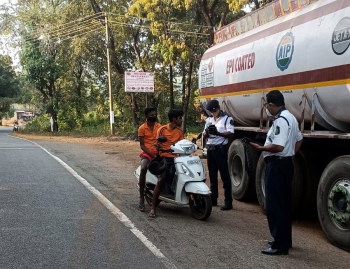 Traffic cops gets cracking in Canacona, 2 arrested