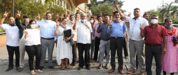 NOMINATIONS: RUSH HOUR FOR POLITICOS
