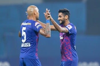 Bengaluru edge Odisha, reach fifth to keep ISL semis hopes alive