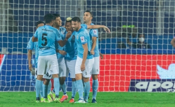 Mumbai City win crucial game against lowly EB