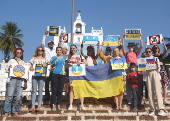 Ukrainians hold peaceful protest, seek refugee status from Centre