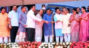 Major roads, highways will be like those in US by Dec 2024: Gadkari