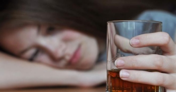 Can alcohol consumption cause brain damage?