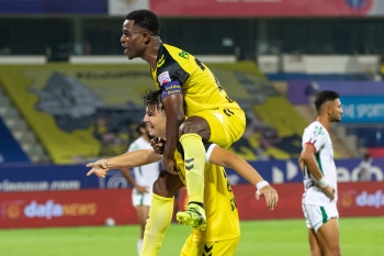 Hyderabad rally to put one foot in ISL final