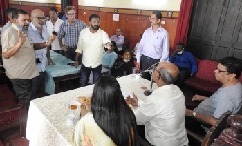 Uproar in MMC over auctioning of two shops in Gandhi market