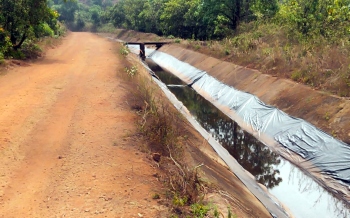 Tillari canal develops leaks at Torsem; farmers call for repair or replacement