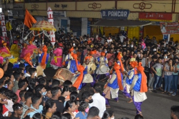 Covid: Who cares? Hundreds watch colourful shigmo parade in Mapusa