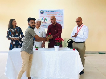 College holds knowledge series lecture