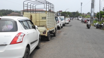 Traffic police will not issue fines for vehicles in no-parking zone outside South district hospital